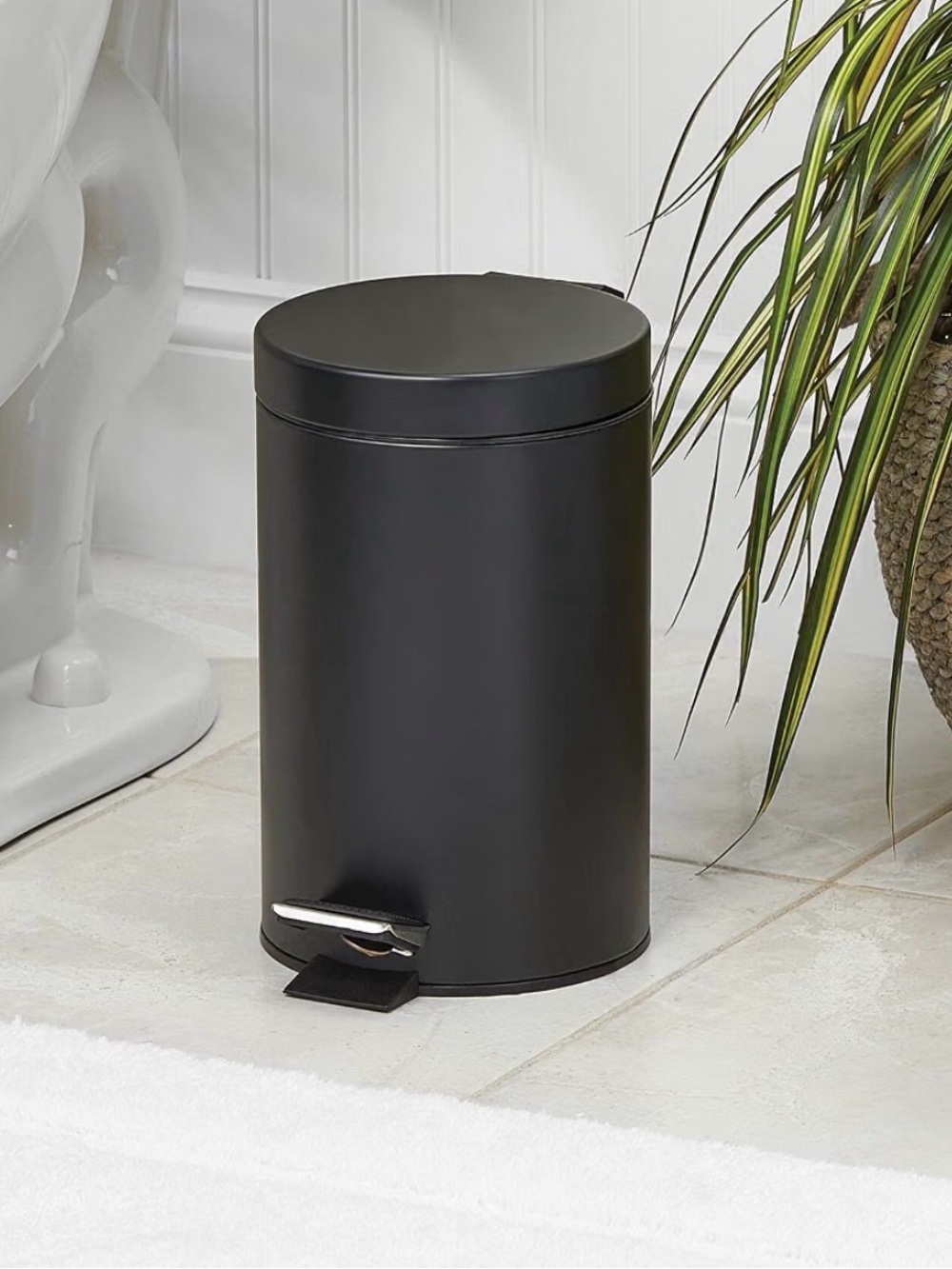 Matte Black Pedal Trash Can for Bathroom - Home Other Bath Accessories